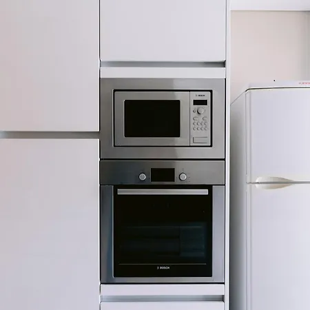 White Family House Apartment *
