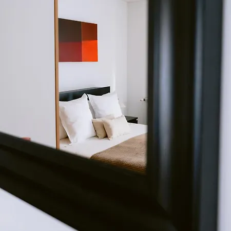 Apartment White Family House *