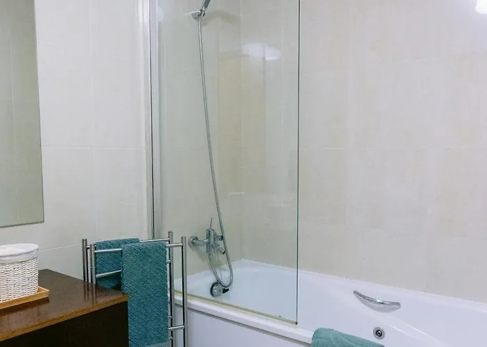 דירה White Family House