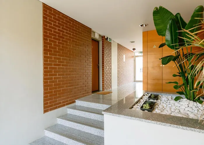 דירה White Family House