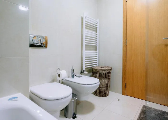 White Family House דירה אבאירו