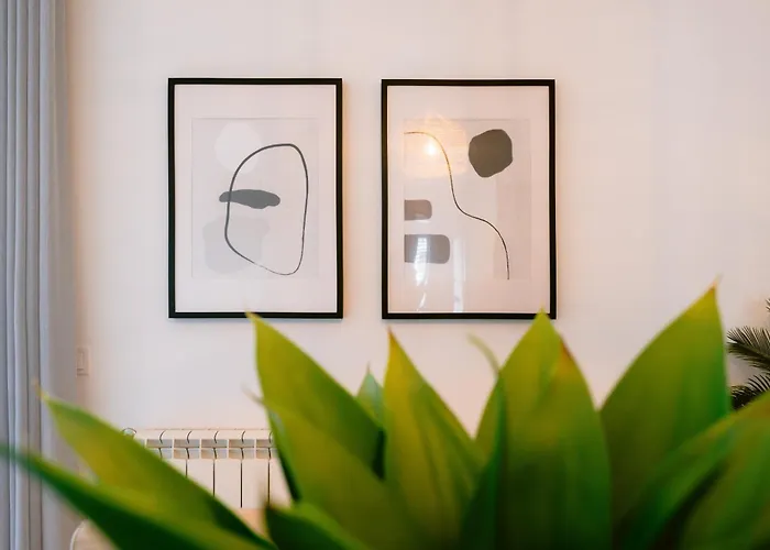 White Family House דירה אבאירו